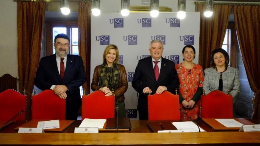 De esquerda a dareita, Juan Gestal, Nava Castro, Juan Viaño, Almudena Hospido e Mª Soledad Espiño. Foto: Servimav De esquerda a dareita, Juan Gestal, Nava Castro, Juan Viaño, Almudena Hospido e Mª Soledad Espiño. Foto: Servimav