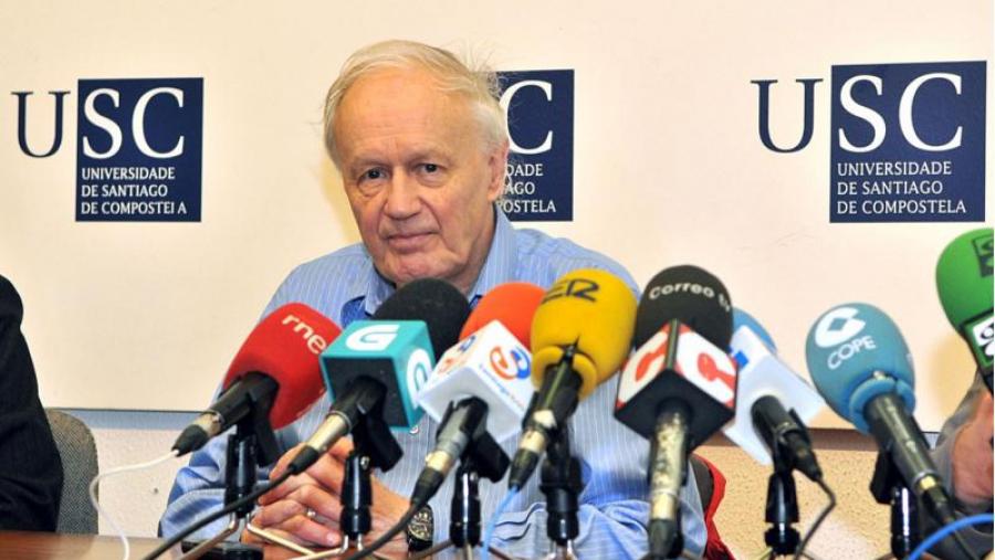 O Nobel de Física Anthony James Leggett explicará este xoves en Santiago por qué non pode ir o tempo cara atrás O Nobel de Física Anthony James Leggett explicará este xoves en Santiago por qué non pode ir o tempo cara atrás