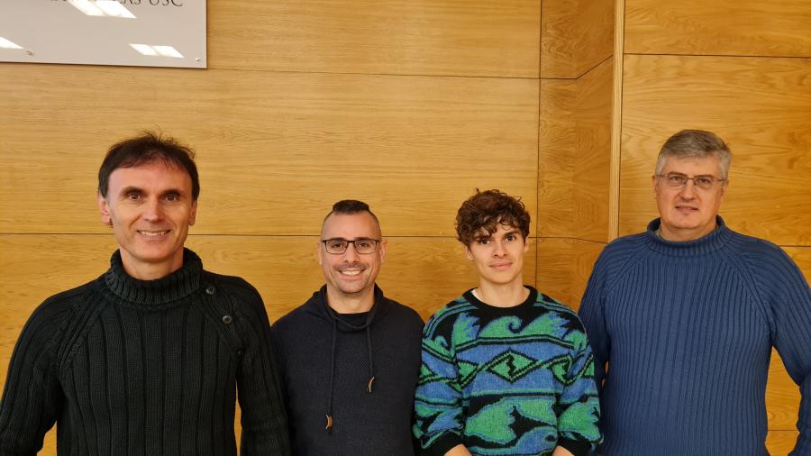 De esquerda a dereita, Jorge Mira, Luís F. Seoane, Martín Saavedra e Alberto P. Muñuzuri De esquerda a dereita, Jorge Mira, Luís F. Seoane, Martín Saavedra e Alberto P. Muñuzuri