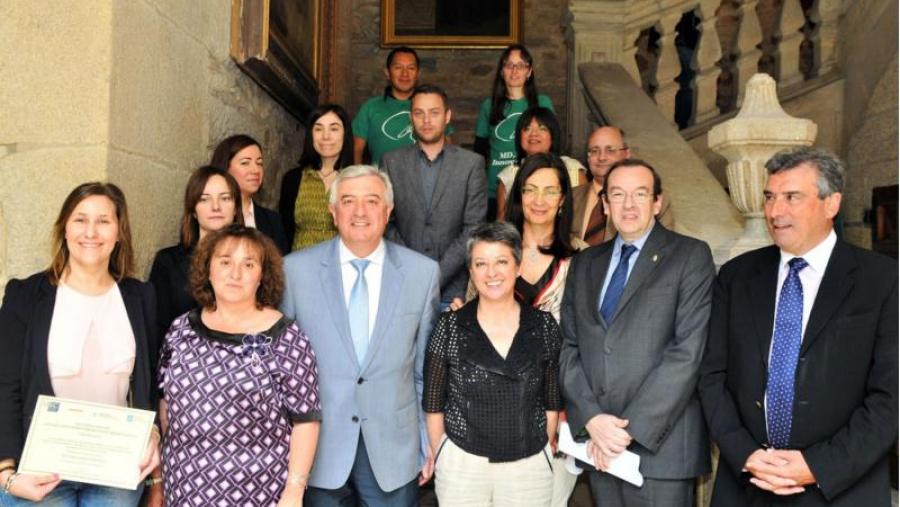 A entrega de premios realizouse nun acto protocolario en San Xerome. Premiados e autoridades pasaron para os medios de comunicación Foto: Santi Alvite A entrega de premios realizouse nun acto protocolario en San Xerome. Premiados e autoridades pasaron para os medios de comunicación Foto: Santi Alvite