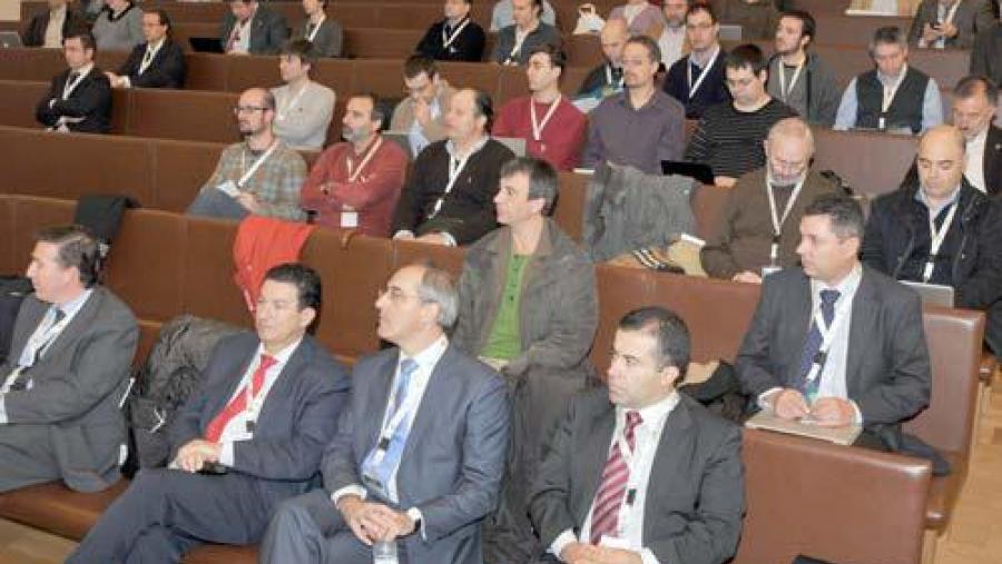 Danse cita en Santiago 500 expertos e responsables TIC de universidades e centros de investigación da comunidade de RedIRIS Danse cita en Santiago 500 expertos e responsables TIC de universidades e centros de investigación da comunidade de RedIRIS