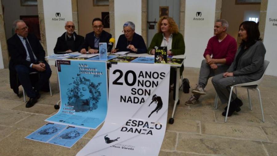De esquerda a dereita, Zins, Arias, Varela, Basadre, López, Zahera e Chus Varela, no Vello Cárcere de Lugo De esquerda a dereita, Zins, Arias, Varela, Basadre, López, Zahera e Chus Varela, no Vello Cárcere de Lugo