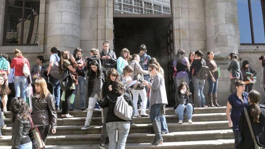 O Consello de Goberno da USC aproba o calendario académico para o vindeiro curso O Consello de Goberno da USC aproba o calendario académico para o vindeiro curso