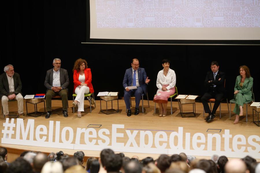 “A FP é unha magnífica formación que cada vez ten máis conexión coa Universidade”, explicou o reitor. FOTO: Carlos Castro “A FP é unha magnífica formación que cada vez ten máis conexión coa Universidade”, explicou o reitor