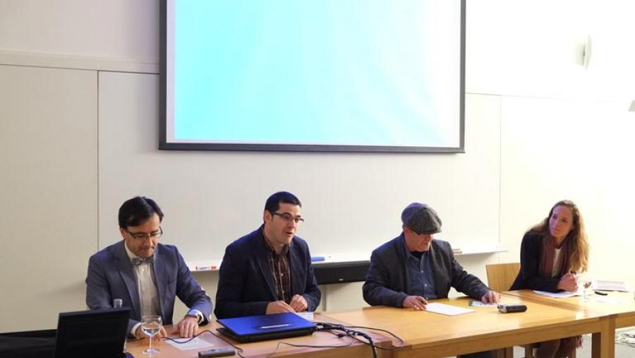 De esquerda a dereita, Julio José Fernández, Xosé Pereira, Marcelo Martínez e Ellen Helsper. Foto: Servimav-USC De esquerda a dereita, Julio José Fernández, Xosé Pereira, Marcelo Martínez e Ellen Helsper. Foto: Servimav-USC