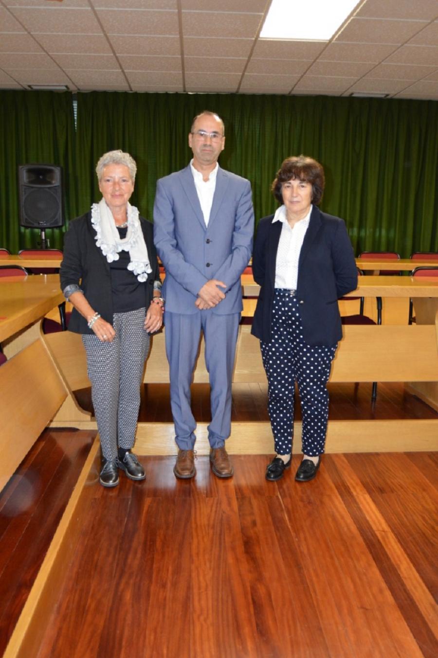Julia Melgar, Ricardo Núñez e Ángeles García, na Facultade de Veterinaria Julia Melgar, Ricardo Núñez e Ángeles García, na Facultade de Veterinaria