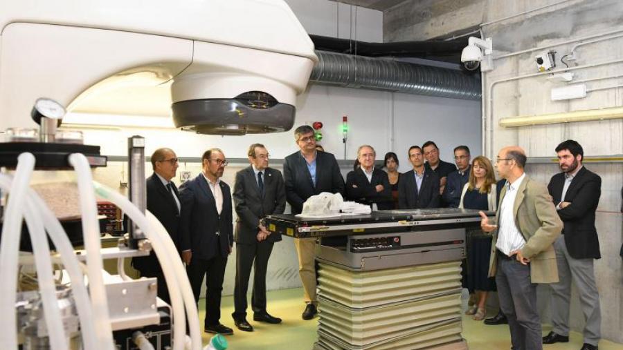 O Servizo de Radioterapia Veterinaria da USC, unha unidade asistencial e formativa pioneira en España O Servizo de Radioterapia Veterinaria da USC, unha unidade asistencial e formativa pioneira en España