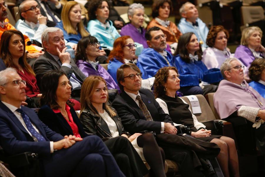Autoridades políticas e académicas participantes na cerimonia celebrada en Veterinaria Autoridades políticas e académicas participantes na cerimonia celebrada en Veterinaria