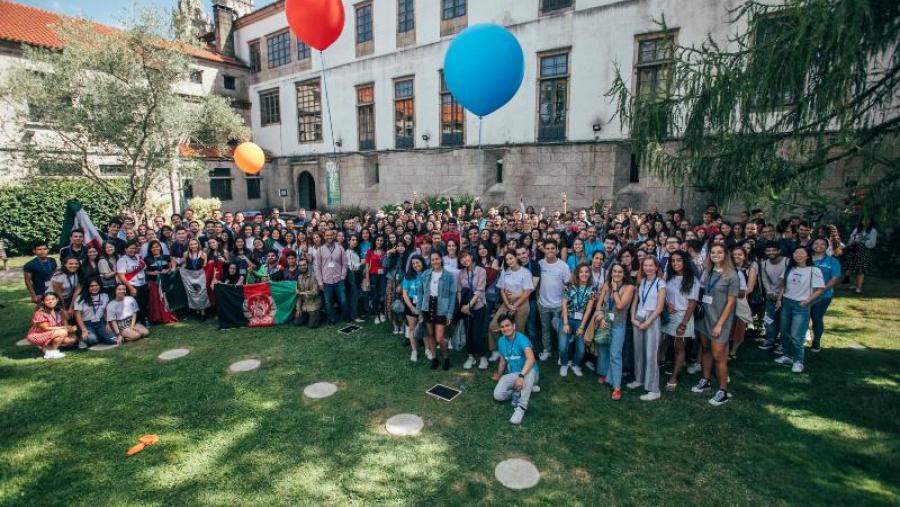 Actualmente están a participar 17 centros da USC dun total de 20 programas de doutoramento Actualmente están a participar 17 centros da USC dun total de 20 programas de doutoramento