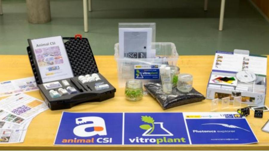 Kits de aprendizaxe nas aulas desenvolvidos ao abeiro de XuvenCiencia Kits de aprendizaxe nas aulas desenvolvidos ao abeiro de XuvenCiencia