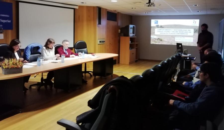Carlos López, na defensa da súa tese de doutoramento na EPS de Enxeñaría de Lugo Carlos López, na defensa da súa tese de doutoramento na EPS de Enxeñaría de Lugo