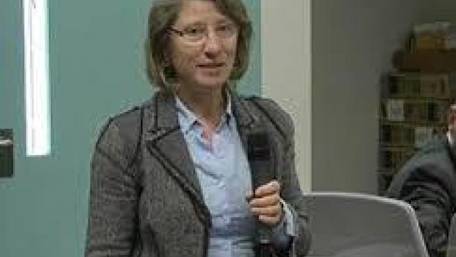 A catedrática da USC Peregrina Quintela gaña o premio ‘María Josefa Wonenburger’ A catedrática da USC Peregrina Quintela gaña o premio ‘María Josefa Wonenburger’