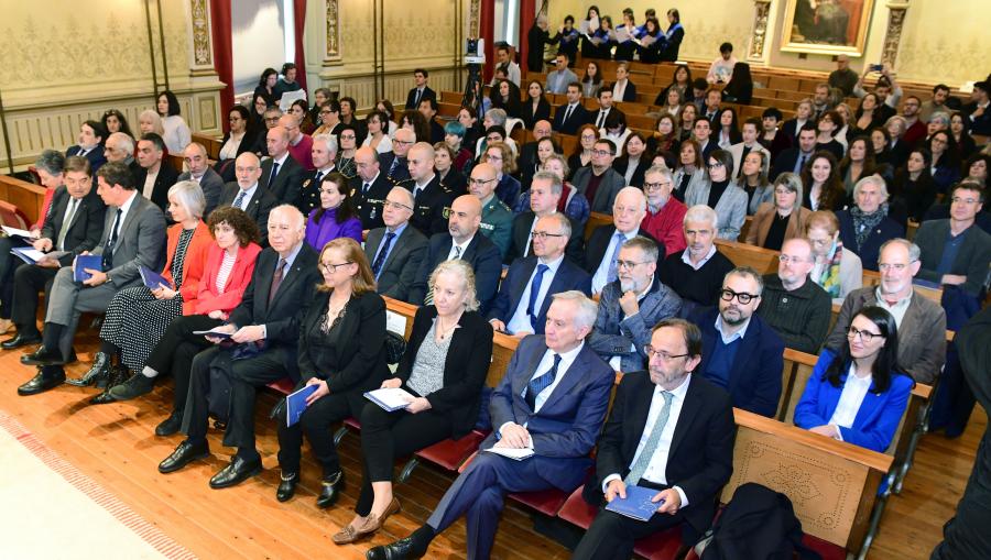 Parte do público asistente á investidura de 'honoris causa'. FOTO: Santi Alvite Parte do público asistente á investidura de 'honoris causa'. FOTO: Santi Alvite