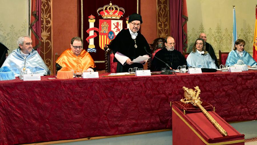 O reitor Antonio López durante a súa intervención. FOTO: Santi Alvite O reitor Antonio López durante a súa intervención. FOTO: Santi Alvite