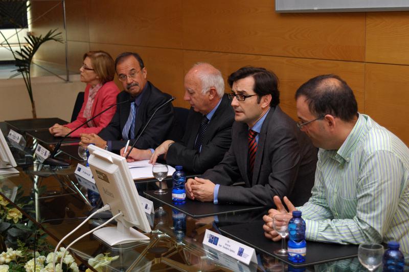 A ETSE convértese no primeiro centro docente e investigador da USC que obtén a certificación OHSAS18001 A ETSE convértese no primeiro centro docente e investigador da USC que obtén a certificación OHSAS18001