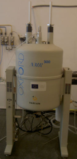 Espectrómetro Varian Mercury 300