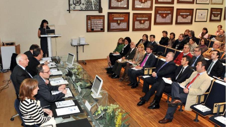 A Escola Técnica Superior de Enxeñaría cumpre dez anos A Escola Técnica Superior de Enxeñaría cumpre dez anos