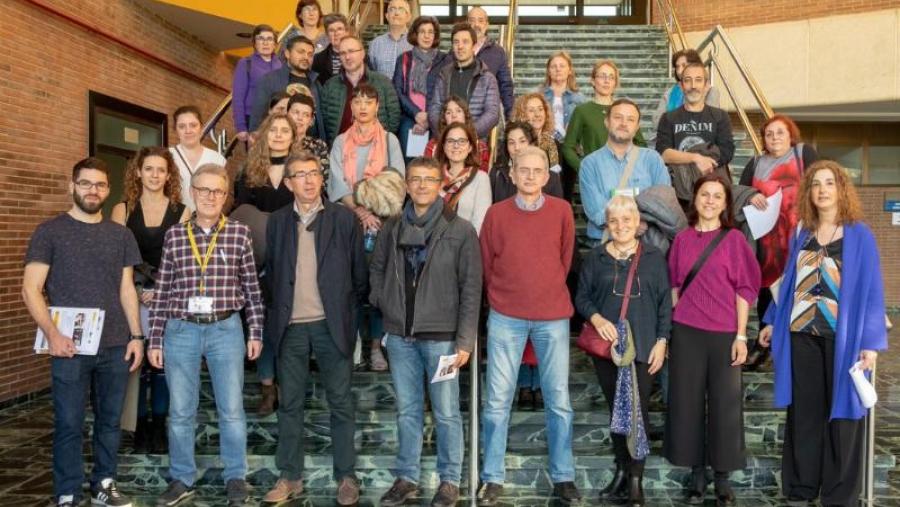 Organizadores e participantes na V Xornadas XuvenCiencia para Profesorado Organizadores e participantes na V Xornadas XuvenCiencia para Profesorado