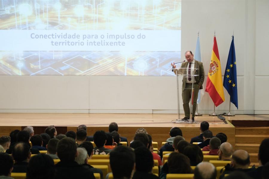 O reitor Antonio López durante a súa intervención O reitor Antonio López durante a súa intervención