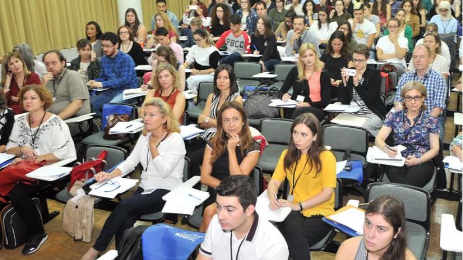 O encontro desenvólvese na Facultade de Filoloxía (Foto: Santi Alvite) O encontro desenvólvese na Facultade de Filoloxía (Foto: Santi Alvite)