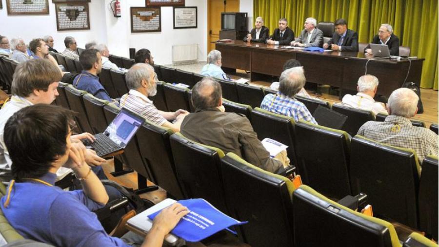 O reitor Juan Viaño foi o encargado de inaugurar esta terceira edición do congreso (Foto: Santi Alvite) O reitor Juan Viaño foi o encargado de inaugurar esta terceira edición do congreso (Foto: Santi Alvite)