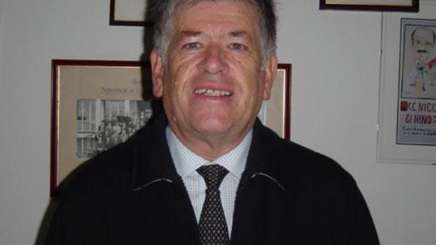 Luis Castedo é profesor emérito da USC Luis Castedo é profesor emérito da USC