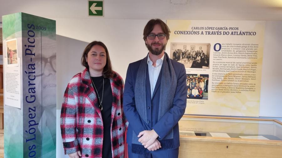 Javier Ares Espiño e María del Carmen Lorenzo Vizcaíno, comisarios da mostra Javier Ares Espiño e María del Carmen Lorenzo Vizcaíno, comisarios da mostra
