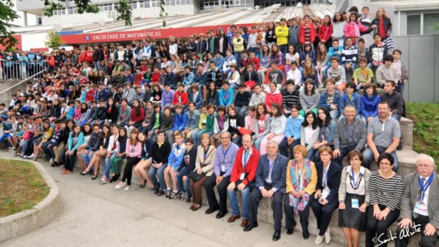 A convocatoria de ESTALMAT-Galicia 2013 bate o seu récord de aspirantes con 354 candidaturas a talentos matemáticos A convocatoria de ESTALMAT-Galicia 2013 bate o seu récord de aspirantes con 354 candidaturas a talentos matemáticos