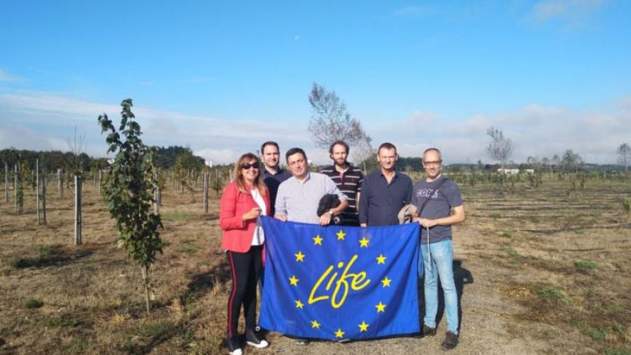 Visita de técnicos e investigadores de programas Life ao barrio lugués de As Gándaras Visita de técnicos e investigadores de programas Life ao barrio lugués de As Gándaras