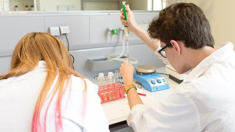 XuvenCiencia bota a andar a súa sétima edición no auditorio da Facultade de Veterinaria de Lugo XuvenCiencia bota a andar a súa sétima edición no auditorio da Facultade de Veterinaria de Lugo