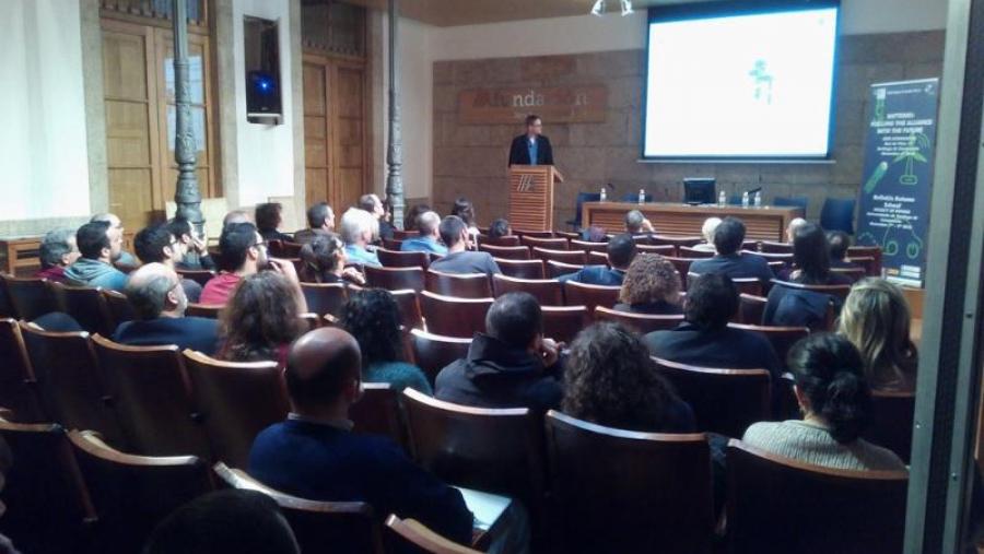 A rede ReGaLis debate en Santiago sobre o futuro da mobilidade eléctrica A rede ReGaLis debate en Santiago sobre o futuro da mobilidade eléctrica
