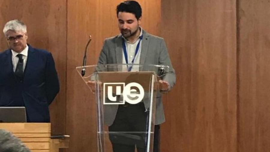 Daniel Cajade na súa intervención logo de recoller o premio Daniel Cajade na súa intervención logo de recoller o premio