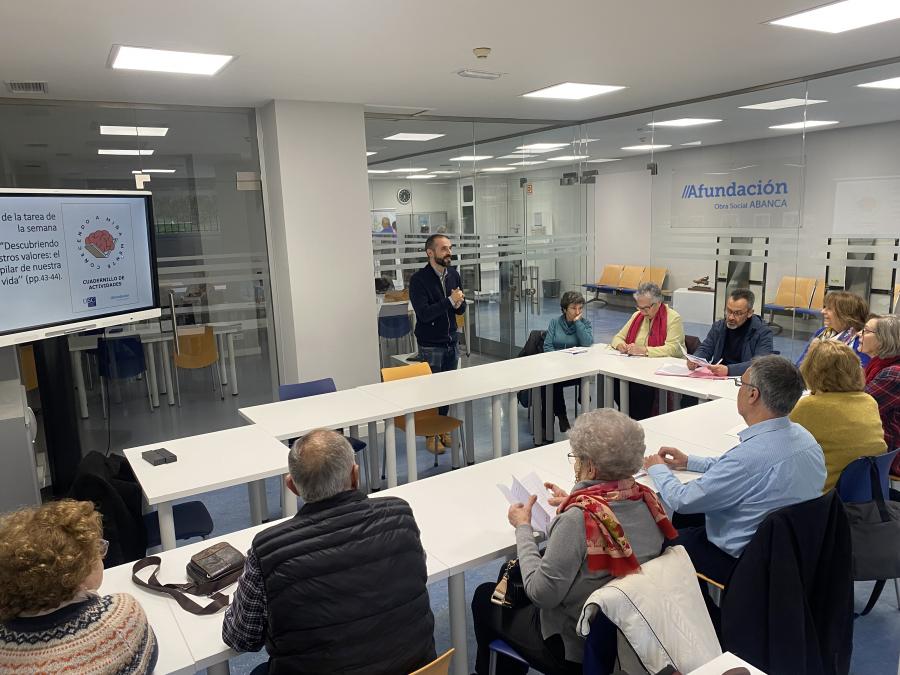 ‘Coñecendo a miña mente’ xorde a partir da detección por parte do equipo de traballo do programa de Envellecemento Activo de Afundación dunha preocupación entre as persoas socias dos espazos +60 sobre o deterioro da saúde cognitiva ‘Coñecendo a miña mente’ xorde a partir da detección por parte do equipo de traballo do programa de Envellecemento Activo de Afundación dunha preocupación entre as persoas socias dos espazos +60 sobre o deterioro da saúde cognitiva