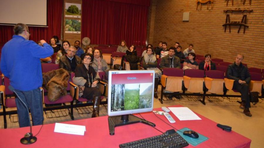 Participantes na xornada 'Solos do mundo: Retos fronte ao cambio climático', na EPS Participantes na xornada 'Solos do mundo: Retos fronte ao cambio climático', na EPS