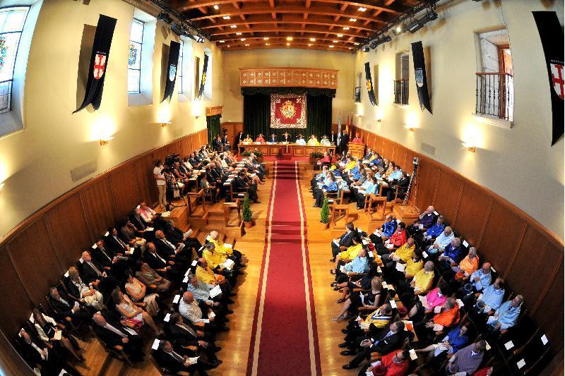 Juan Casares Long: “Autonomía e responsabilidade son as claves que permitirán lograr a excelencia” Juan Casares Long: “Autonomía e responsabilidade son as claves que permitirán lograr a excelencia”