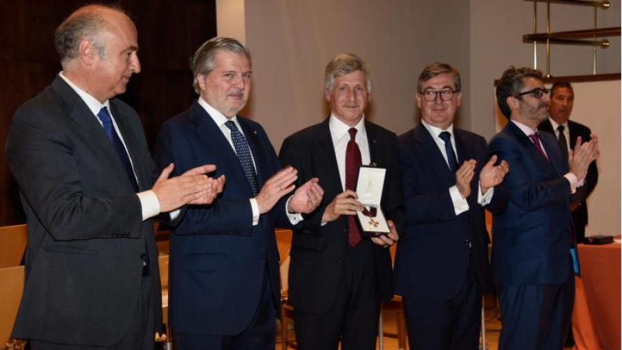 De esquerda a dereita, Fernando Benzo, Íñigo Méndez, Alberto Arce, Manuel López-Cogolludo e José Canal De esquerda a dereita, Fernando Benzo, Íñigo Méndez, Alberto Arce, Manuel López-Cogolludo e José Canal
