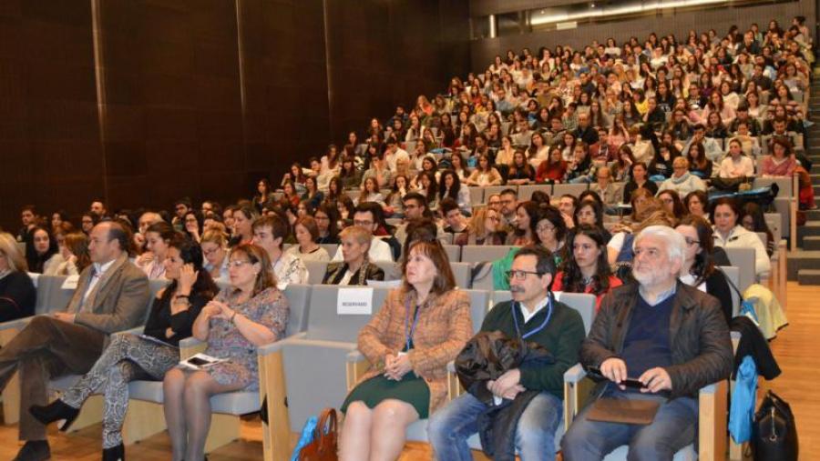 Asistentes ás xornadas de enfermaría 'Intercambiando experiencias para crecer' desenvolvidas no Hula Asistentes ás xornadas de enfermaría 'Intercambiando experiencias para crecer' desenvolvidas no Hula