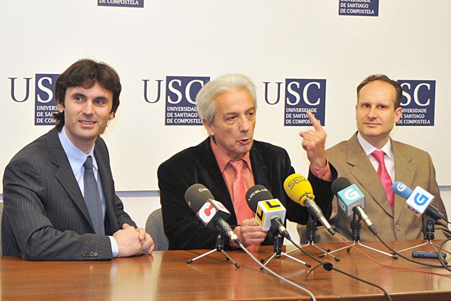 Jorge Mira, Albert Fert y José María de Teresa en la rueda de prensa Jorge Mira, Albert Fert y José María de Teresa en la rueda de prensa