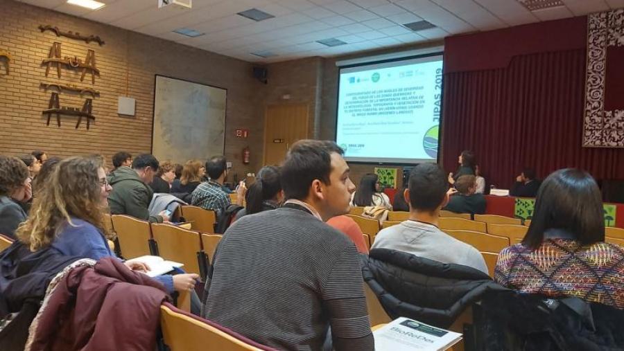 Participantes no I Congreso da Mocidade Investigadora en Produción Primaria Sostible e Calidade e Seguridade Alimentaria (JIPAS 2019)