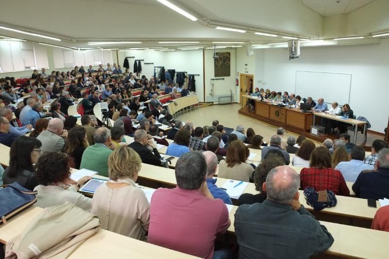 Constituído o Claustro Universitario