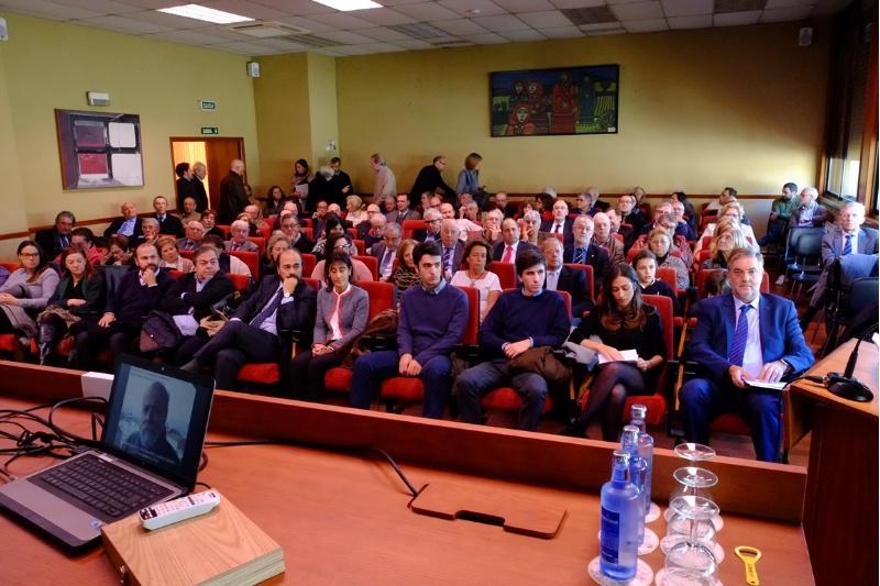 Homenaxe póstuma ao profesor Luis Suárez-Llanos Gómez