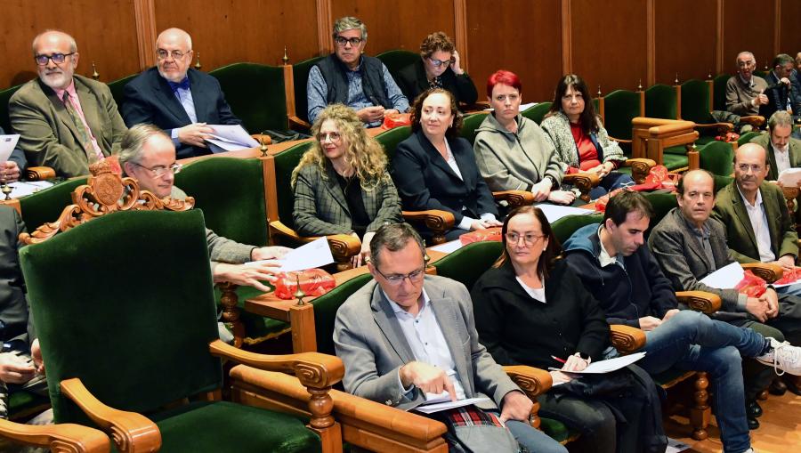 Asistentes ao acto. FOTO: Santi Alvite