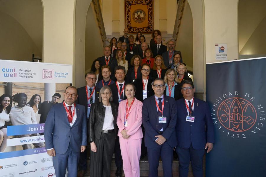 Foto de familia das persoas participantes. FOTO: UM 