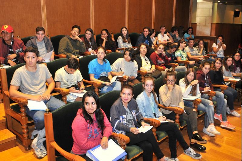 O Mes de Cervantes e Shakespeare en Filoloxía comezou cunha conferencia sobre El Quijote