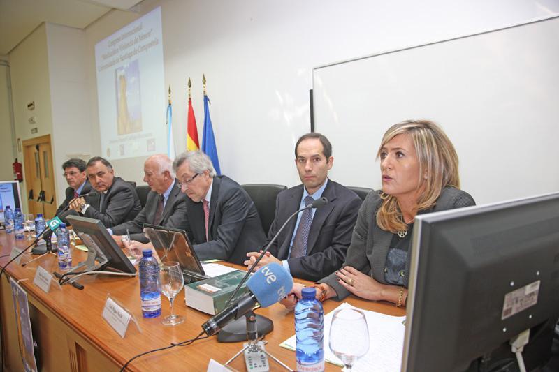 Abordan en Dereito a violencia de xénero desde múltiples perspectivas