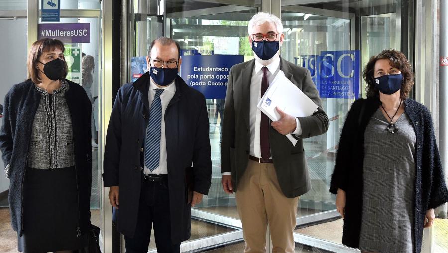 De esquerda a dereita, María José López Couso, Antonio López, Elías J. Feijó e Dulce García Mella. FOTO: Santi Alvite