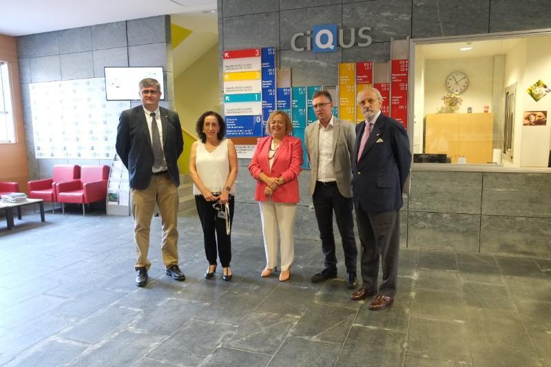 A presidenta do CSIC asiste na USC á reunión das comisións reitoras de CiQUS e o CiMUS