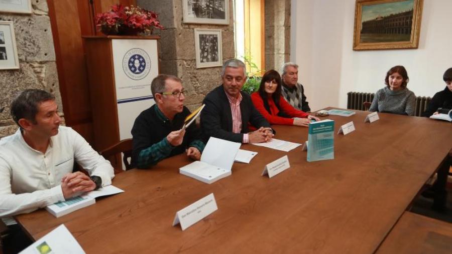 Guía dos elementos químicos, unha publicación cunha linguaxe clara e precisa sobre os elementos químicos