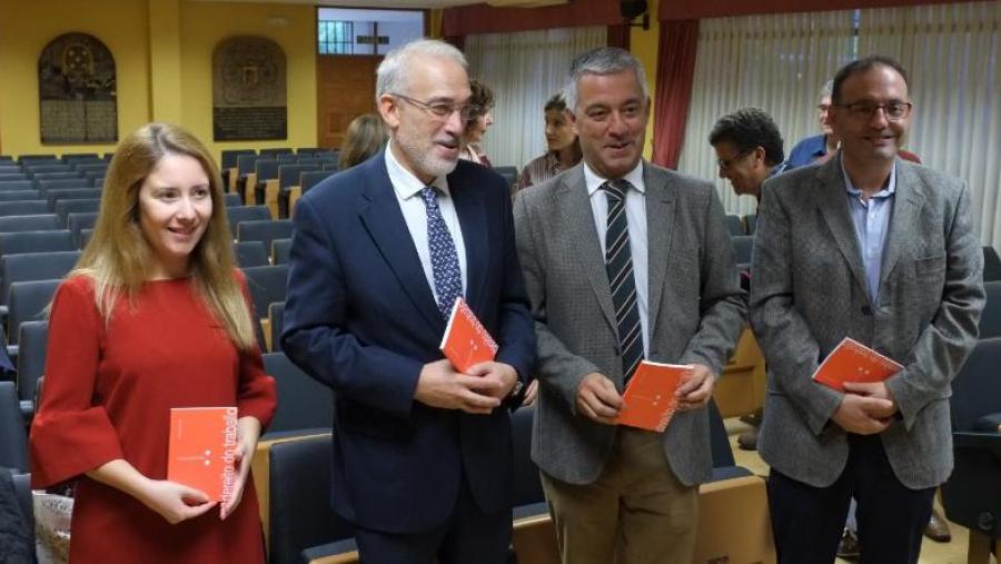 O volume Termos esenciais de dereito do traballo e da seguridade social pecha a serie de glosarios de terminoloxía xurídica do SNL