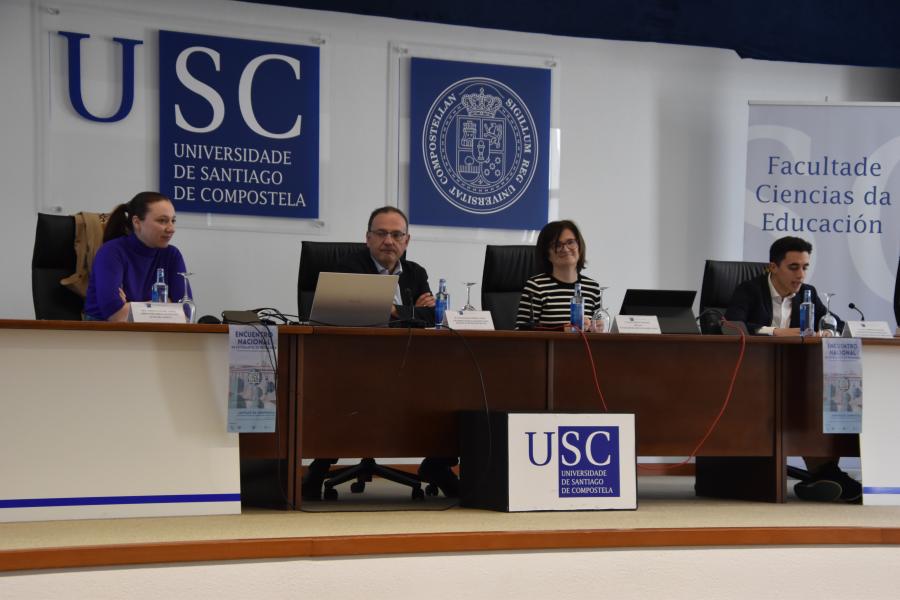 Mesa inaugural do Encontro Estatal de Estudantes de Pedagoxía